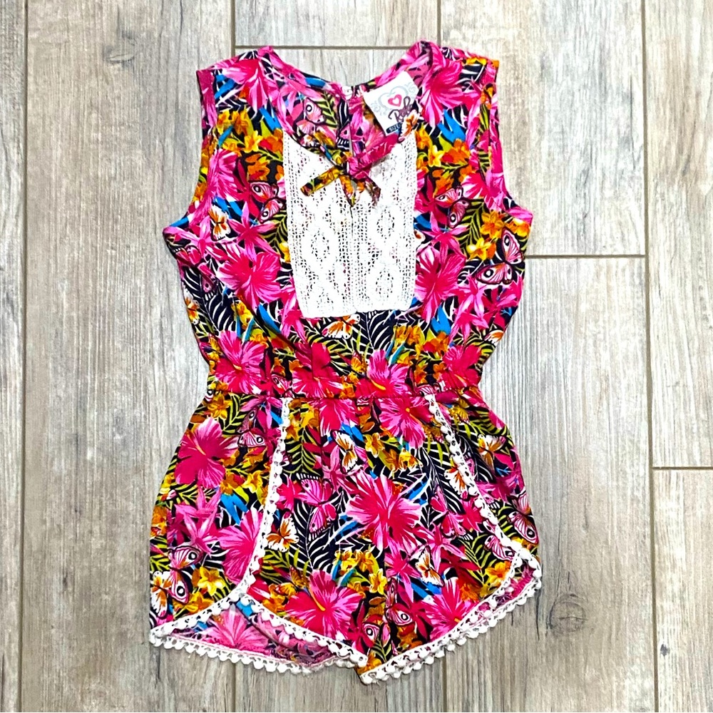 ⭐️ 3 for $15 Real Love multi-color Romper in size 2